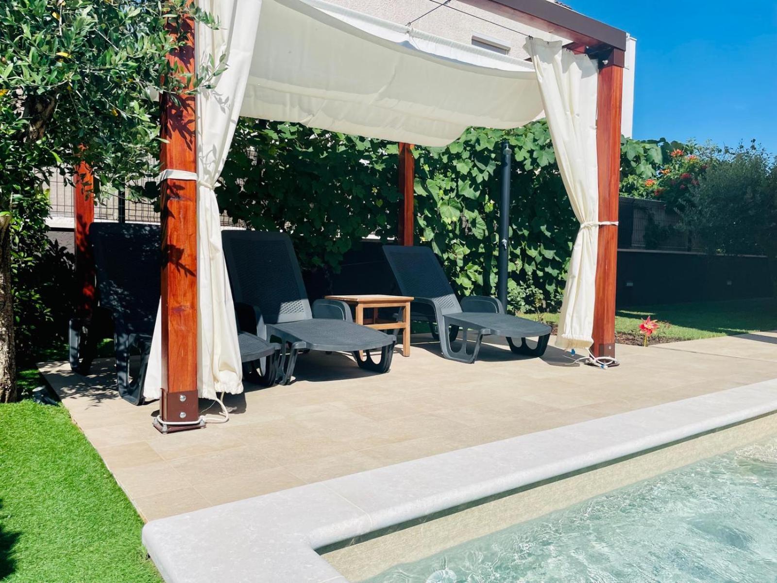 Boutique Apartment With Private Pool For Your Exclusive Use Novigrad  ภายนอก รูปภาพ