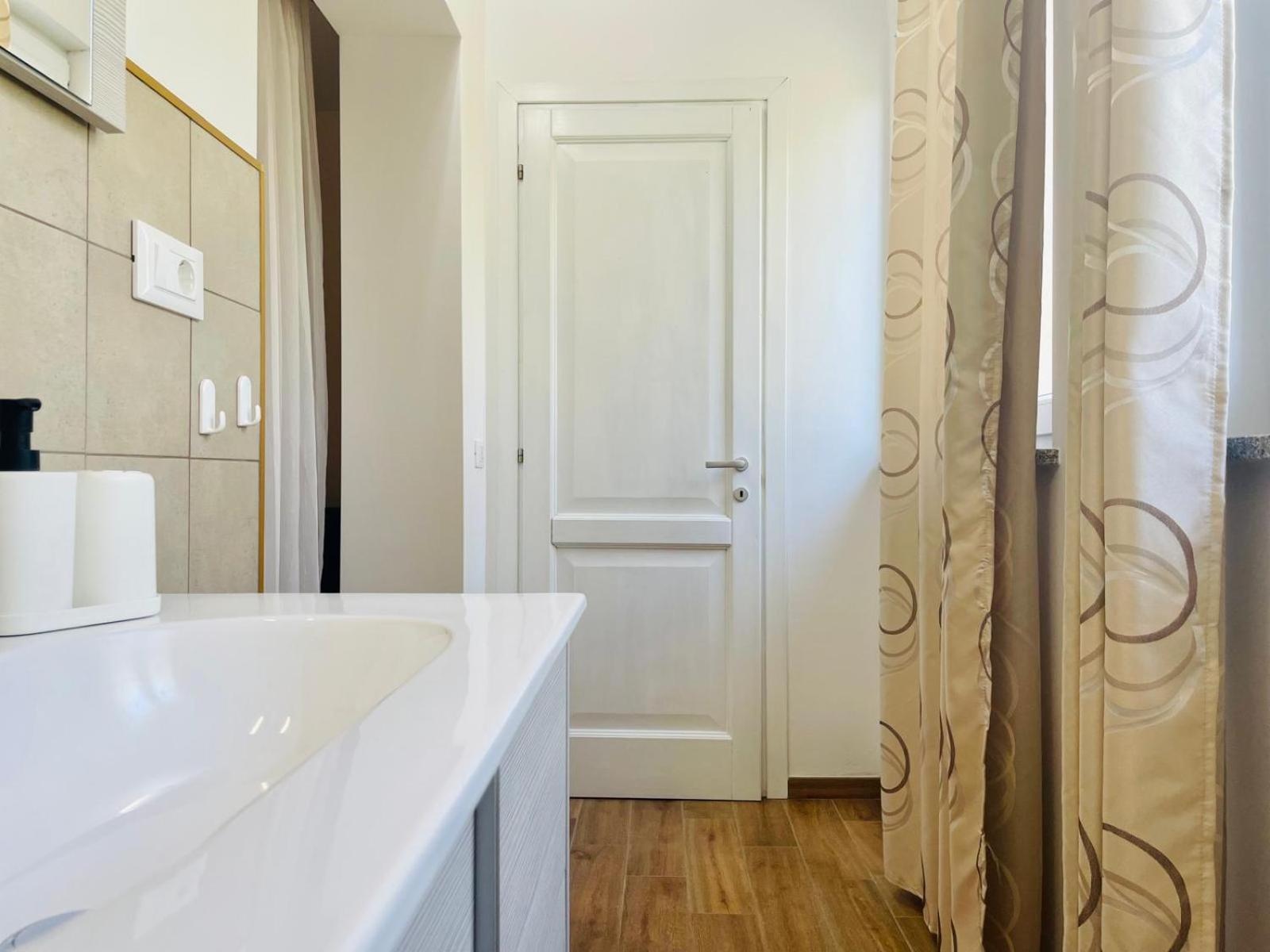 Boutique Apartment With Private Pool For Your Exclusive Use Novigrad  ภายนอก รูปภาพ